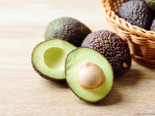 découvrez les multiples recettes et astuces pour sublimer votre cuisine avec l'avocat jaune, un ingrédient délicieux et nutritif. apprenez à l'intégrer dans vos plats pour un goût unique et une touche colorée dans vos préparations culinaires.